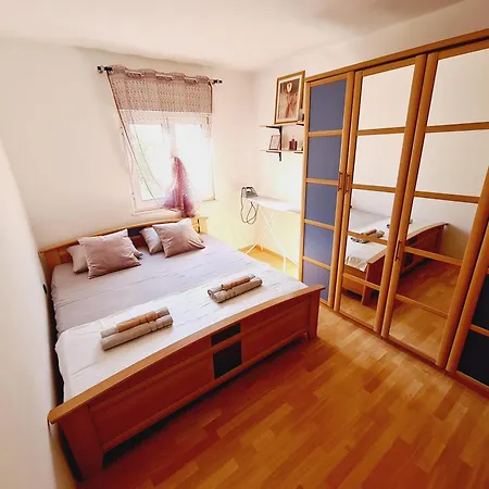 Ante Apartment